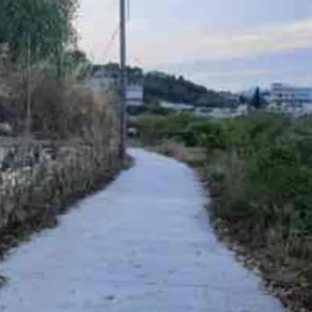 Akomodim I Persosur Per Pushime *