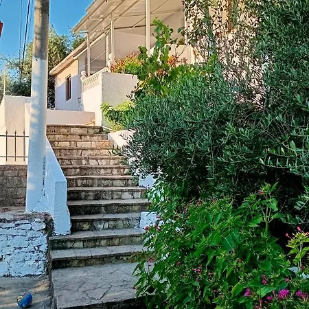 Nyaraló Akomodim I Persosur Per Pushime Saranda