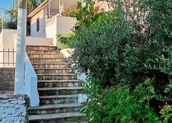 Nyaraló Akomodim I Persosur Per Pushime Saranda