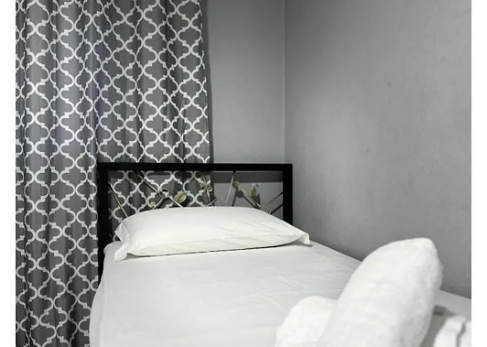 Akomodim I Persosur Per Pushime Nyaraló